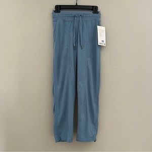 lululemon dance studio mid-rise cropped pants